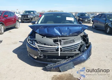 2013 Volkswagen Cc 2.0T Lux z USA, uszkodzony, nr VIN WVWRN7AN0DE505198